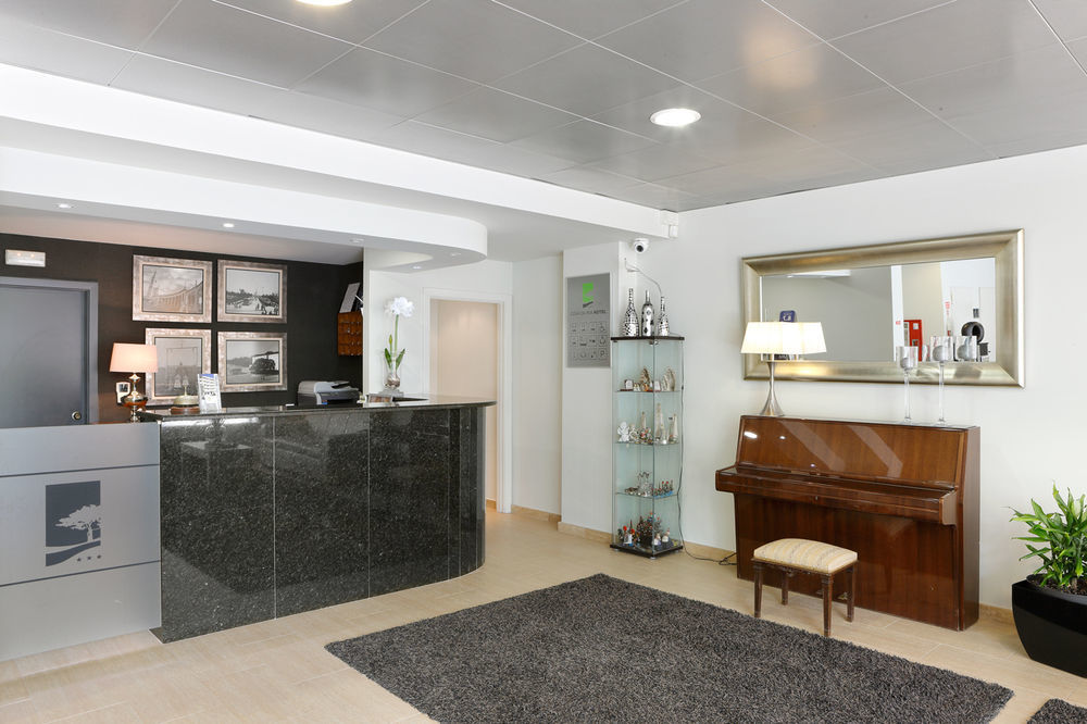 Cova Da Iria Hotel Фатима Екстериор снимка